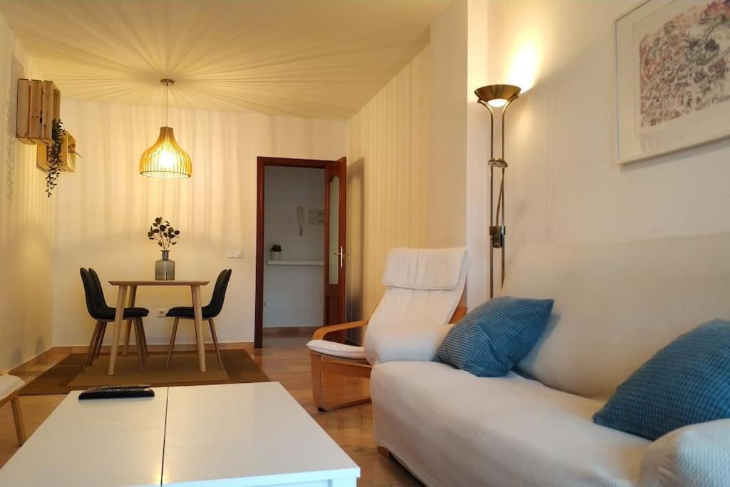 Chill Out Place For 4 In Benalmadena Pueblo Exterior photo